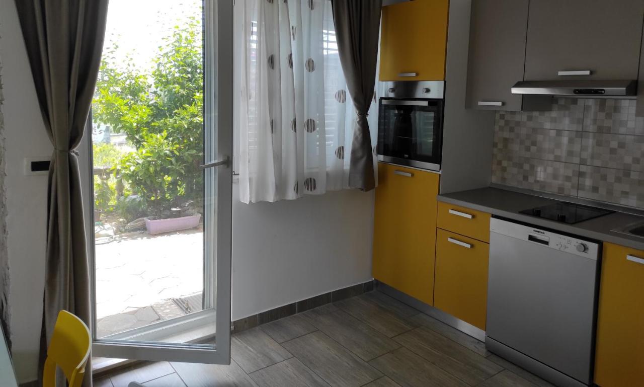 Ferienwohnung White Pigeon Split Exterior foto